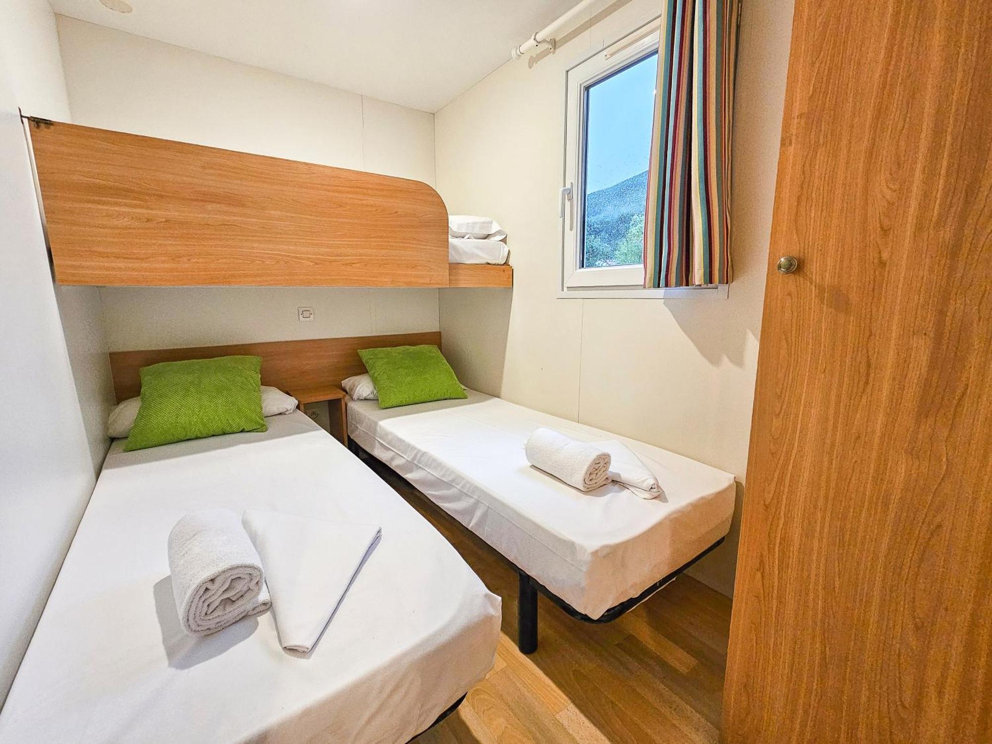 Bungalows Y Cabanas Solopuent Natur Castiello de Jaca Exterior foto