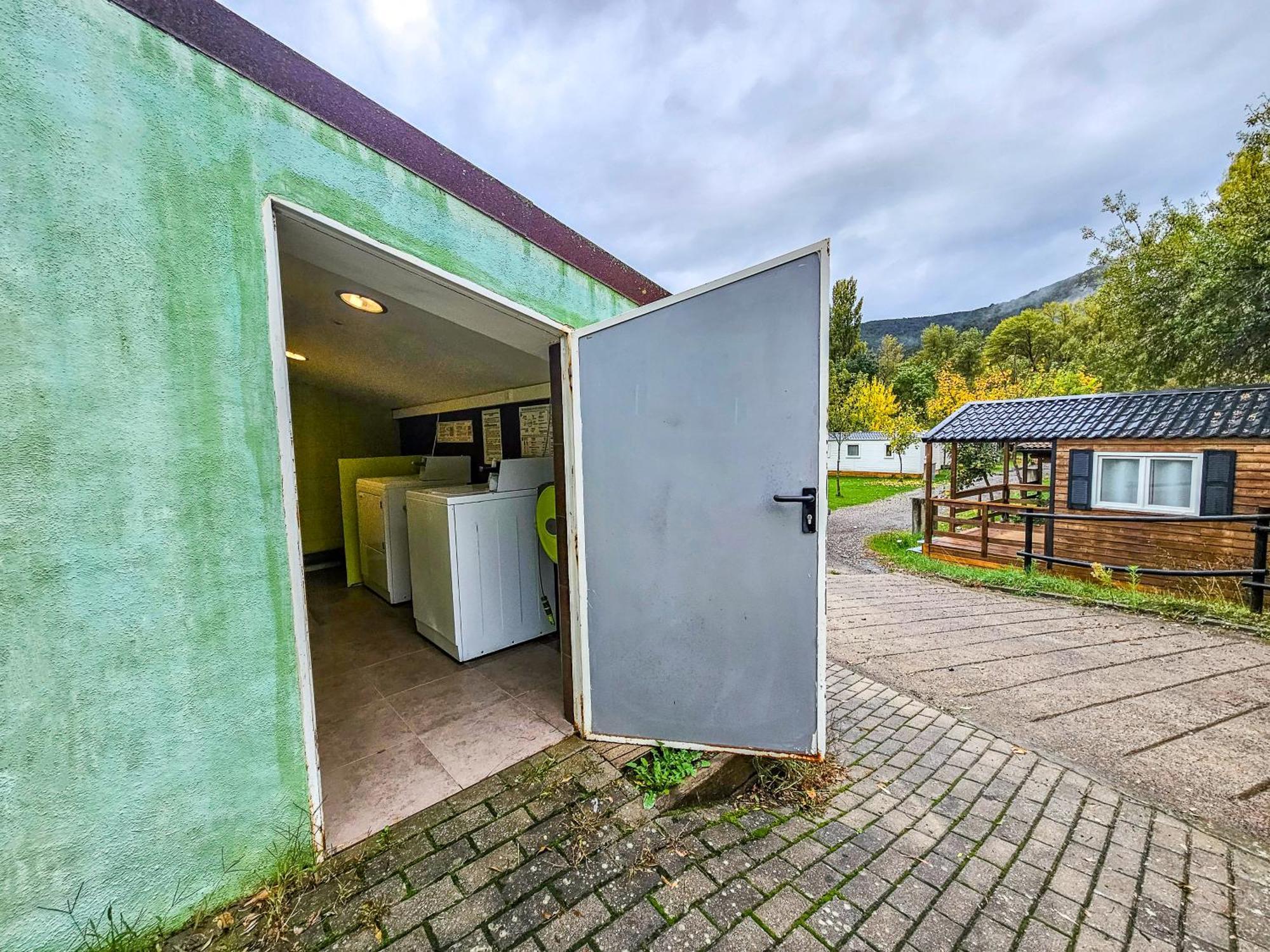Bungalows Y Cabanas Solopuent Natur Castiello de Jaca Exterior foto