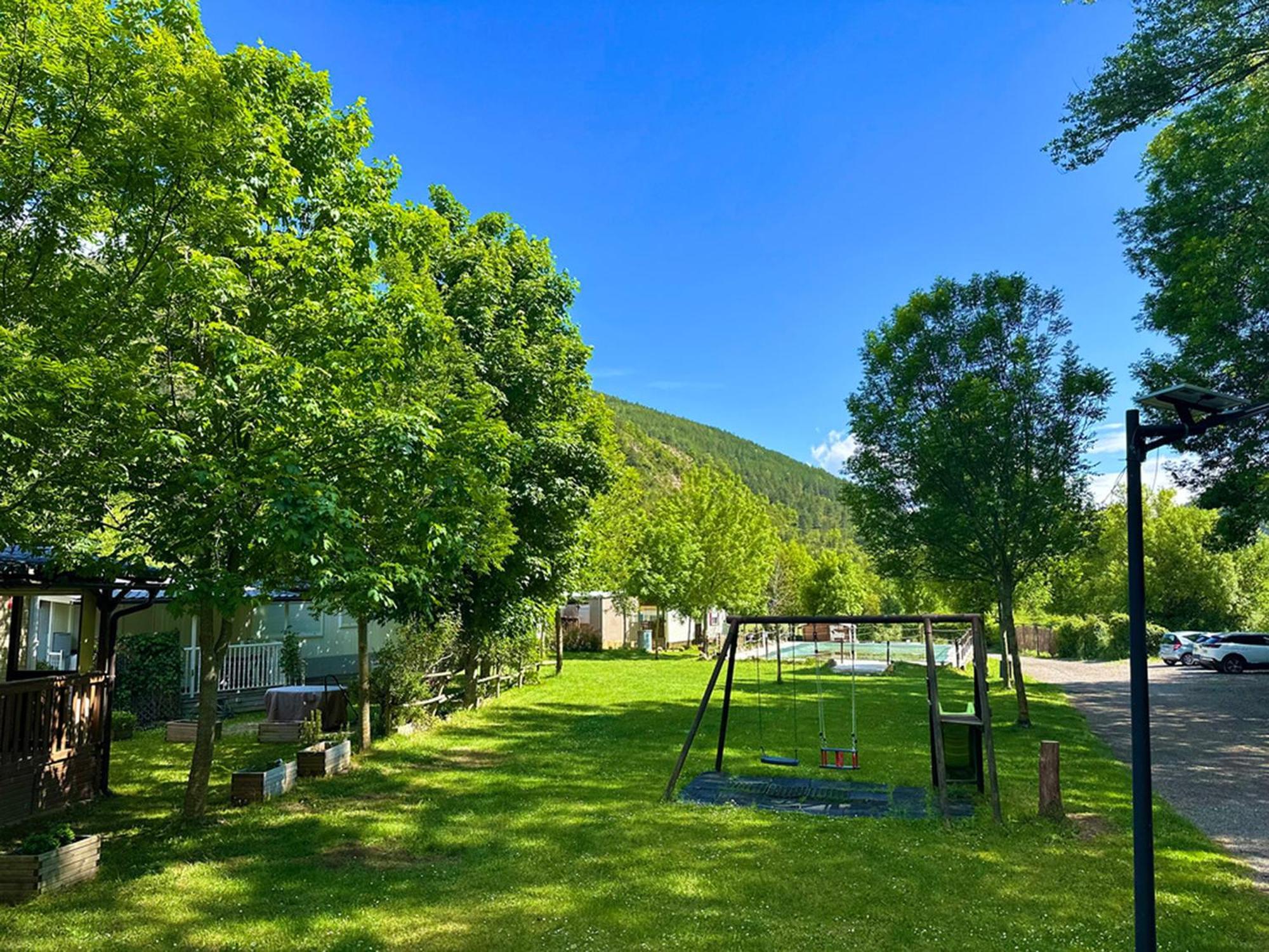 Bungalows Y Cabanas Solopuent Natur Castiello de Jaca Exterior foto
